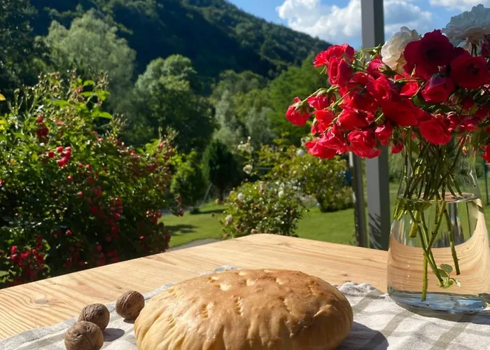 Nyaraló остриля Cserni Vit